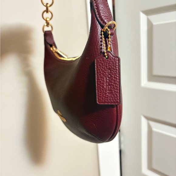 Coach Burgundy Leather Shoulder Bag with Gold Accents - Picture 3 of 6